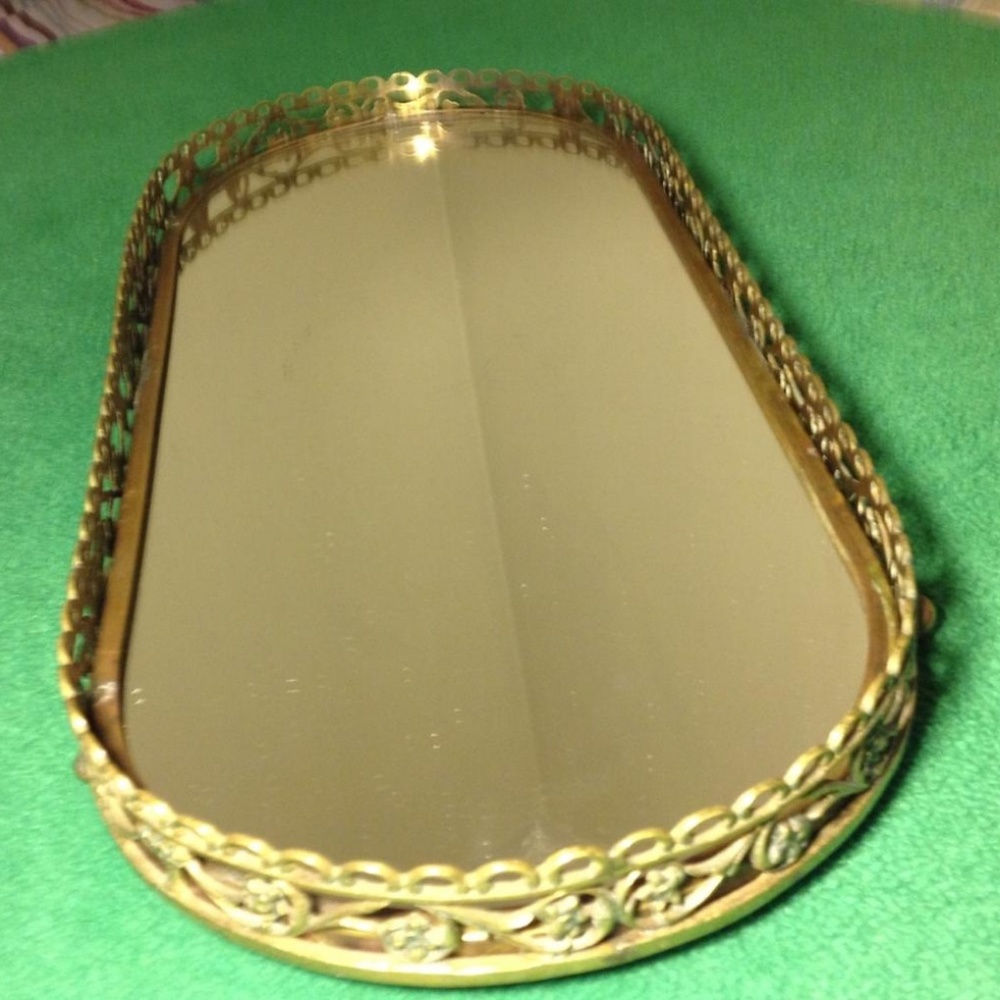 Vintage Oval 100% Brass Vanity Mirror Perfume Tray
